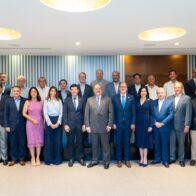 Ministro de Hacienda y Economía sostiene reunión con sector industrial.