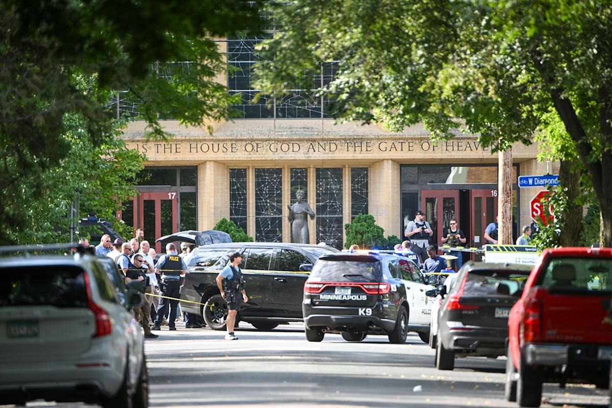 Tiroteo en escuela católica de Minneapolis deja dos niños muertos y 17 heridos