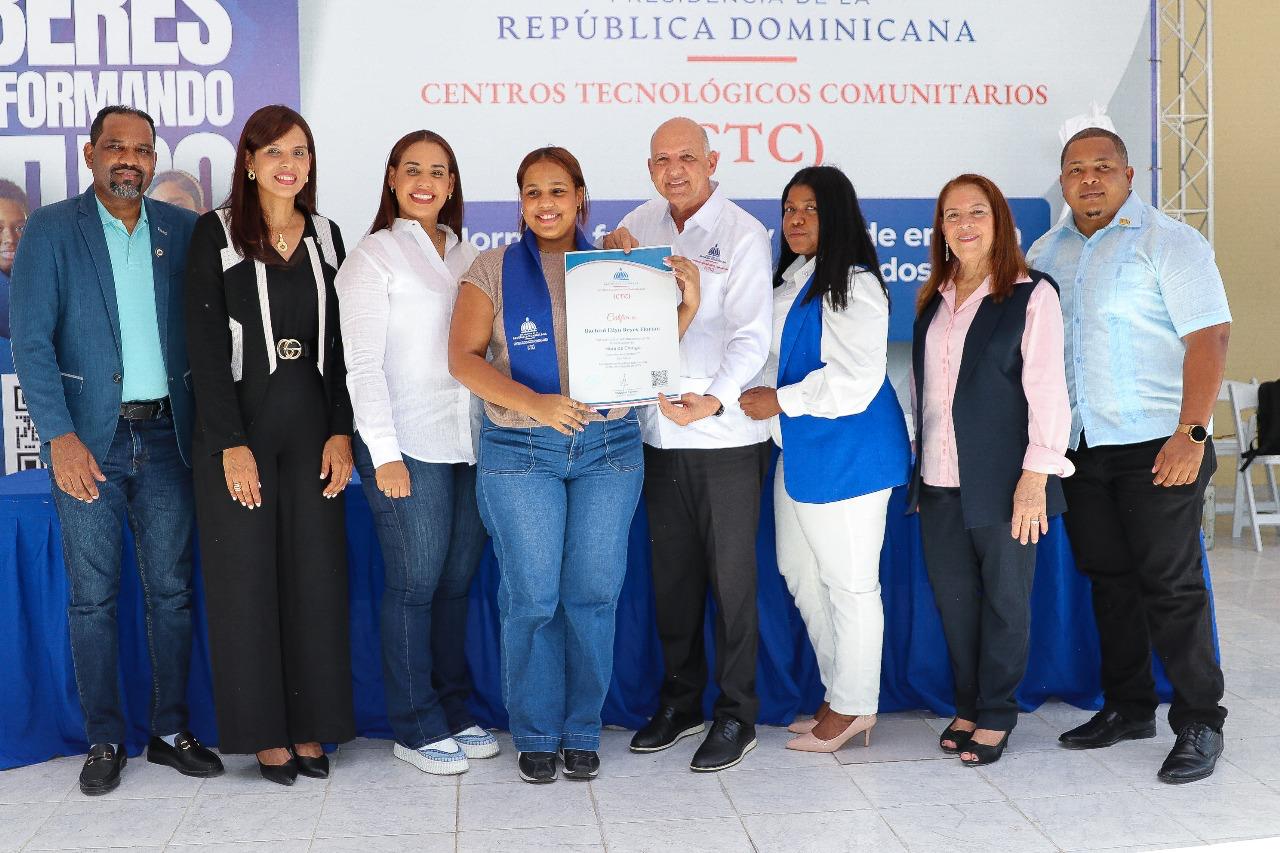Centros Tecnológicos Comunitarios impulsan la formación digital de 150 jóvenes en SDN
