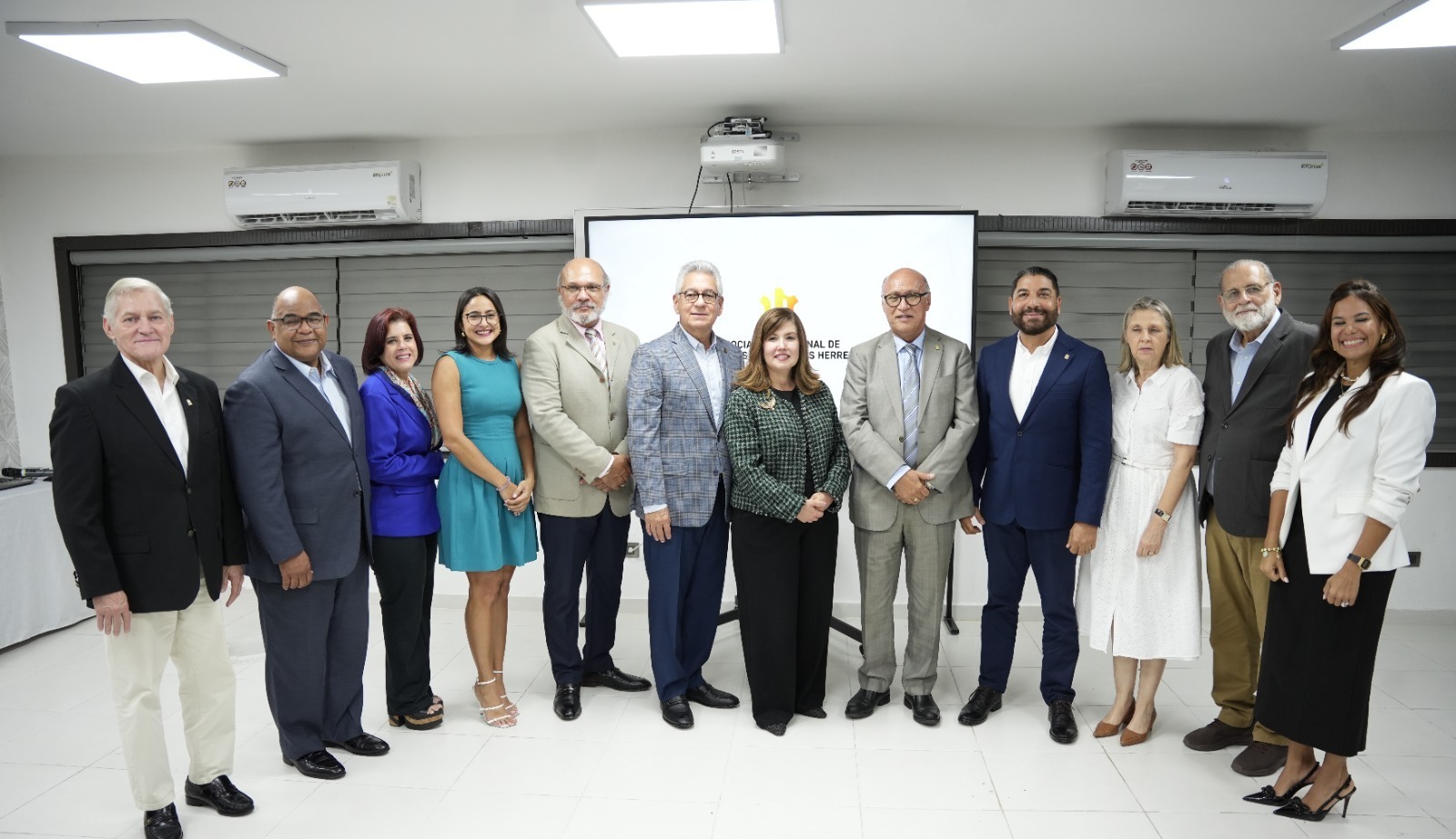 El 60% de las cámaras de comercio del país ya ofrecen servicios en línea