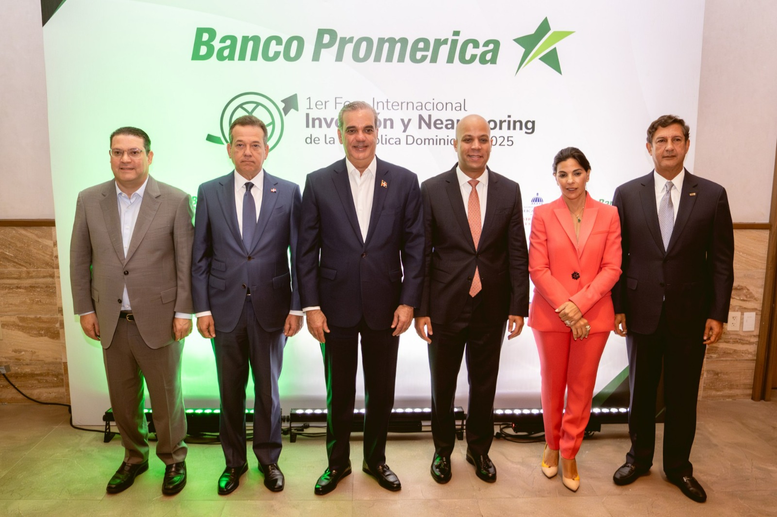 ChatGPT dijo: Banco Promerica celebra el 1er Foro de Inversión y Nearshoring con Luis Abinader