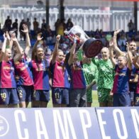 Barcelona defiende título de una Liga femenina con VAR bajo demanda y todo césped natural