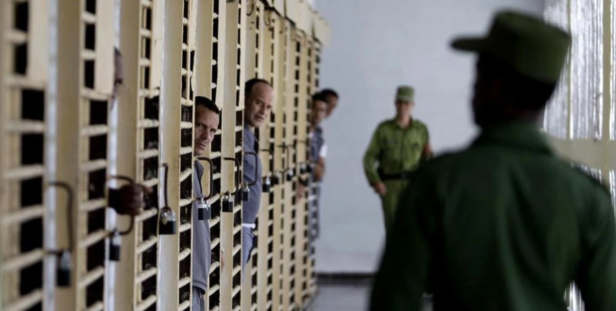 Entre 8 y 15 años de cárcel para tres condenados por corrupción en Cuba
