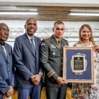 Alcaldía de La Romana reconoce al Mayor General Jorge Iván Camino Pérez y a otros militares