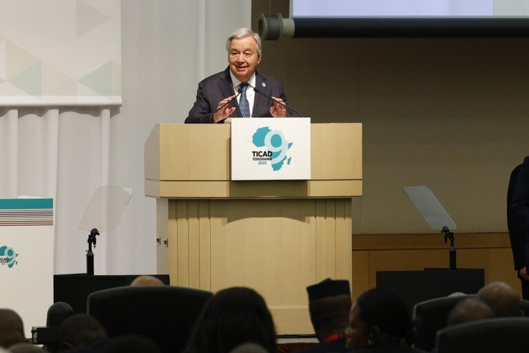 Japón pide a Guterres mayor presencia de personal japonés en la ONU