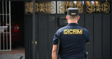 DICRIM recupera menor presuntamente raptada por expareja de su madre en Baní