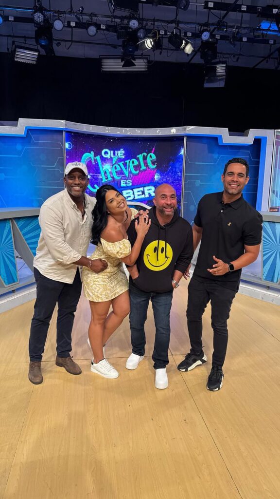 María Angélica Ureña concluye su participación en "Qué Chévere es Saber" de Color Visión. Ramcelis de Jesús se incorpora al elenco del programa semanal.