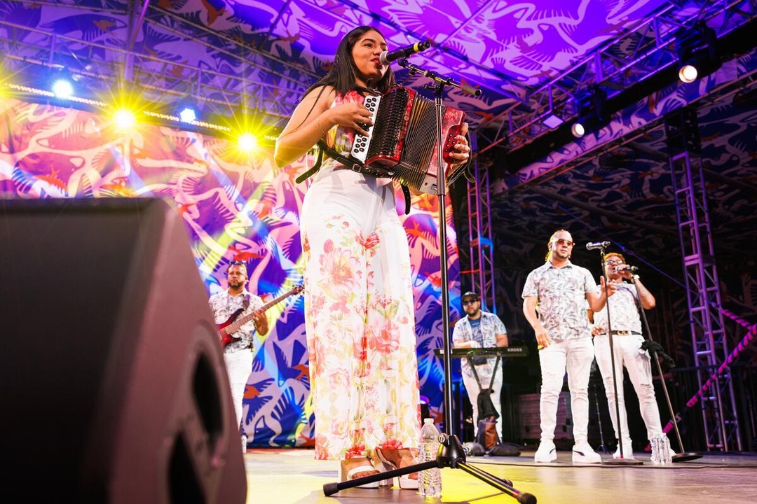 Nelly Swing presenta merengue típico en el Lincoln Center