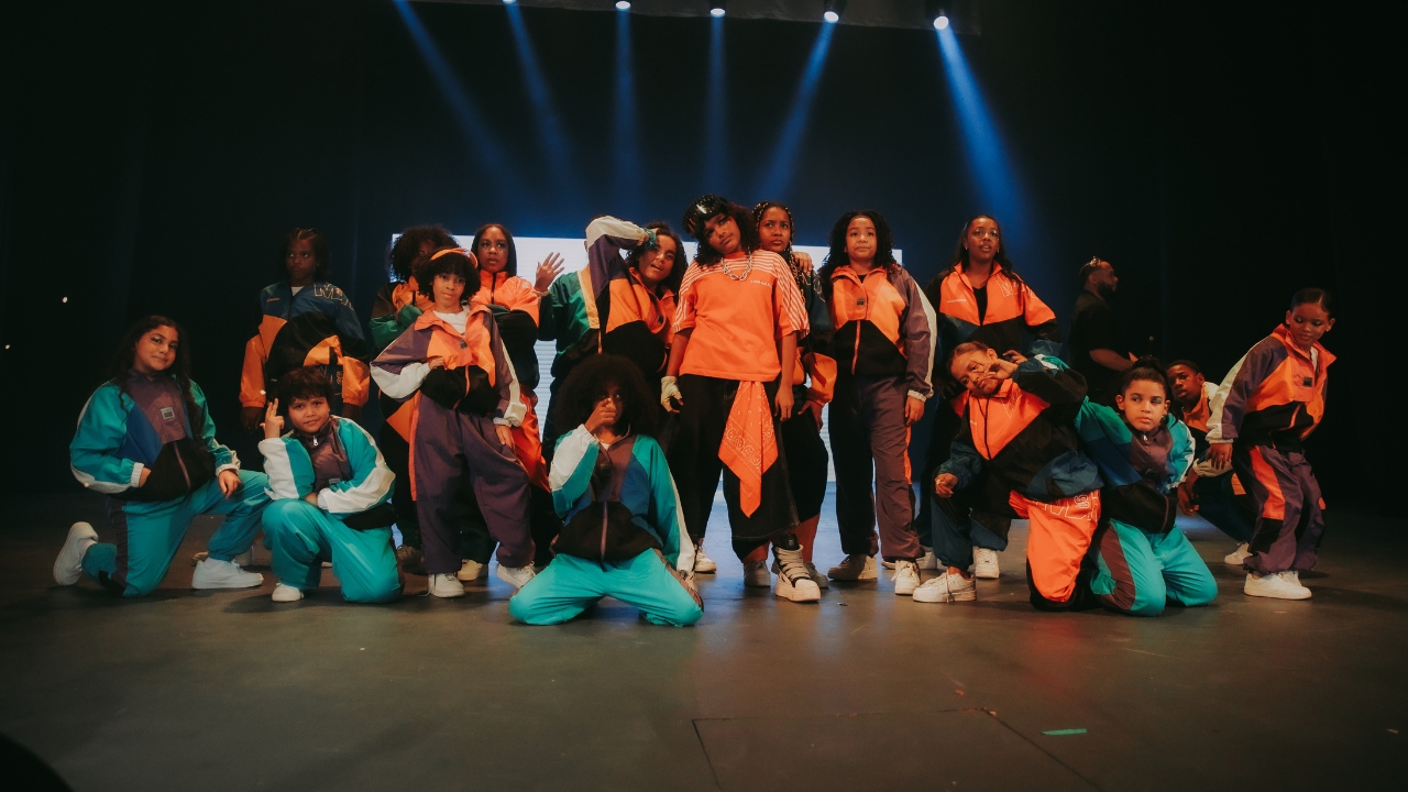 Núcleo Extremo deslumbra con “Icons”, un espectáculo de graduación que reafirma su liderazgo en la danza urbana dominicana