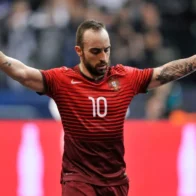 El astro deportivo Ricardinho incursiona en la política municipal en Portugal
