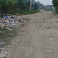 Moradores del barrio El Progreso reclaman arreglo de calles en Los Alcarrizos