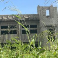 Estación central de bomberos de Santiago sigue abandonada y ocupada por haitianos y piperos