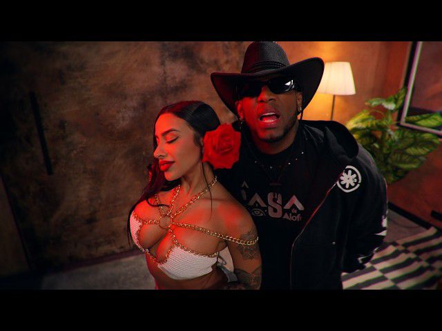 Tres de las canciones grabadas en el marco del reality show La Casa de Alofoke, encabezan las tendencias en la plataforma YouTube, posicionándose en los primeros lugares del ranking nacional.