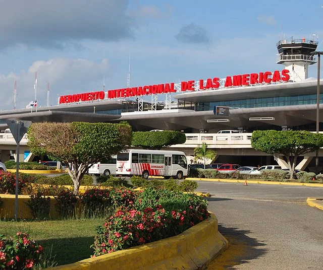Aerodom trabaja para restablecer energía en el Aeropuerto Internacional de Las Américas tras falla eléctrica