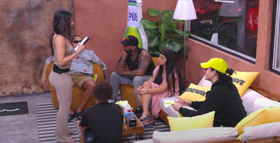 ¡Se regó la unción! “La Casa de Alofoke” vive un lunes de bendición