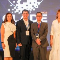 Participaron Soraya Sánchez, vicepresidenta de Calidad de Servicio y Experiencia de Cliente del Banco Popular; Martha Peralta, vicepresidenta de Talento y Cultura del Banco BHD; María del Pilar Peralta Brito, vicepresidenta de Experiencia del Colaborador del Banco Santa Cruz y María Isabel Grullón, vicepresidenta de Recursos Humanos de Scotiabank Caribe y Mariano Castro, presidente del CLADE y vicepresidente de Desarrollo Humano del Banco Latinoamericano de Comercio Exterior, con la moderación de Sovieski Naut, Gerente de Economía Digital y Pymes de la ABA.
