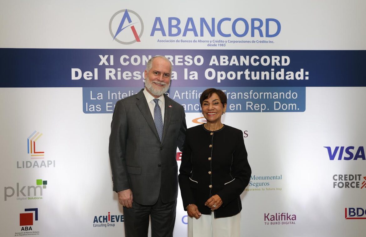 Alejandro Fernández W., SB y Cristina de Castro, Abancord.