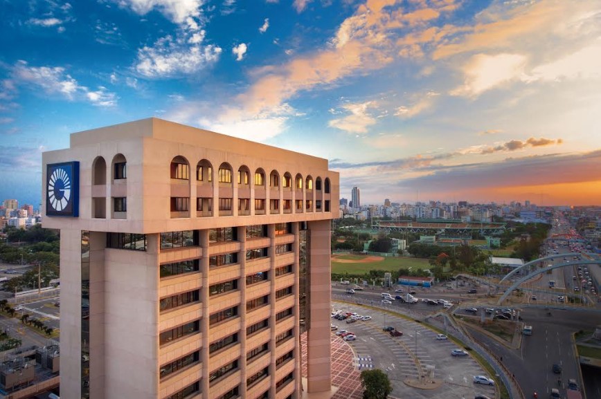 Banco Popular encabeza lista de empresas con mejor reputación corporativa, según revista Summa