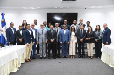 Diputados socializan proyecto de ley que busca crear banco de datos con reconocimiento facial biométrico