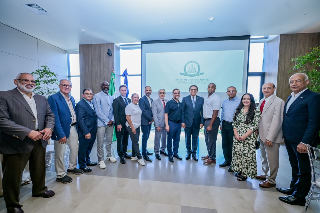 Delegación del Senado de NY respalda a Santiago como hub de salud del Caribe