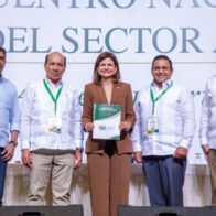 Vicepresidenta afirma que el gobierno trabaja para duplicar exportaciones agropecuarias al 2036