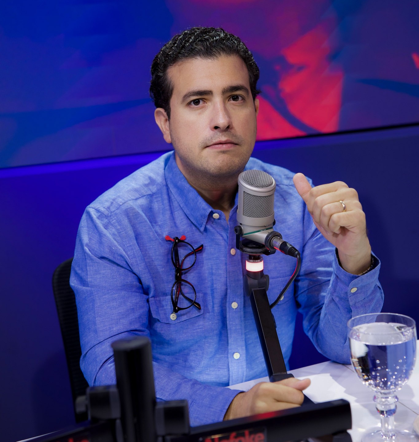 Jorge Feliz Pacheco demanda revisión por casos de corrupción de figuras cercanas al presidente