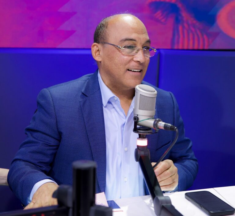 Rolfi Rojas confirma aspiraciones políticas y destaca avances de la CPADB