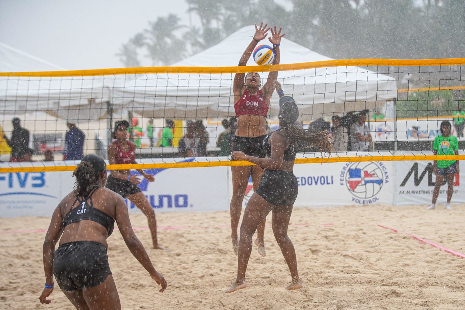 RD triunfa en inicio clasificatorio Norceca 2025