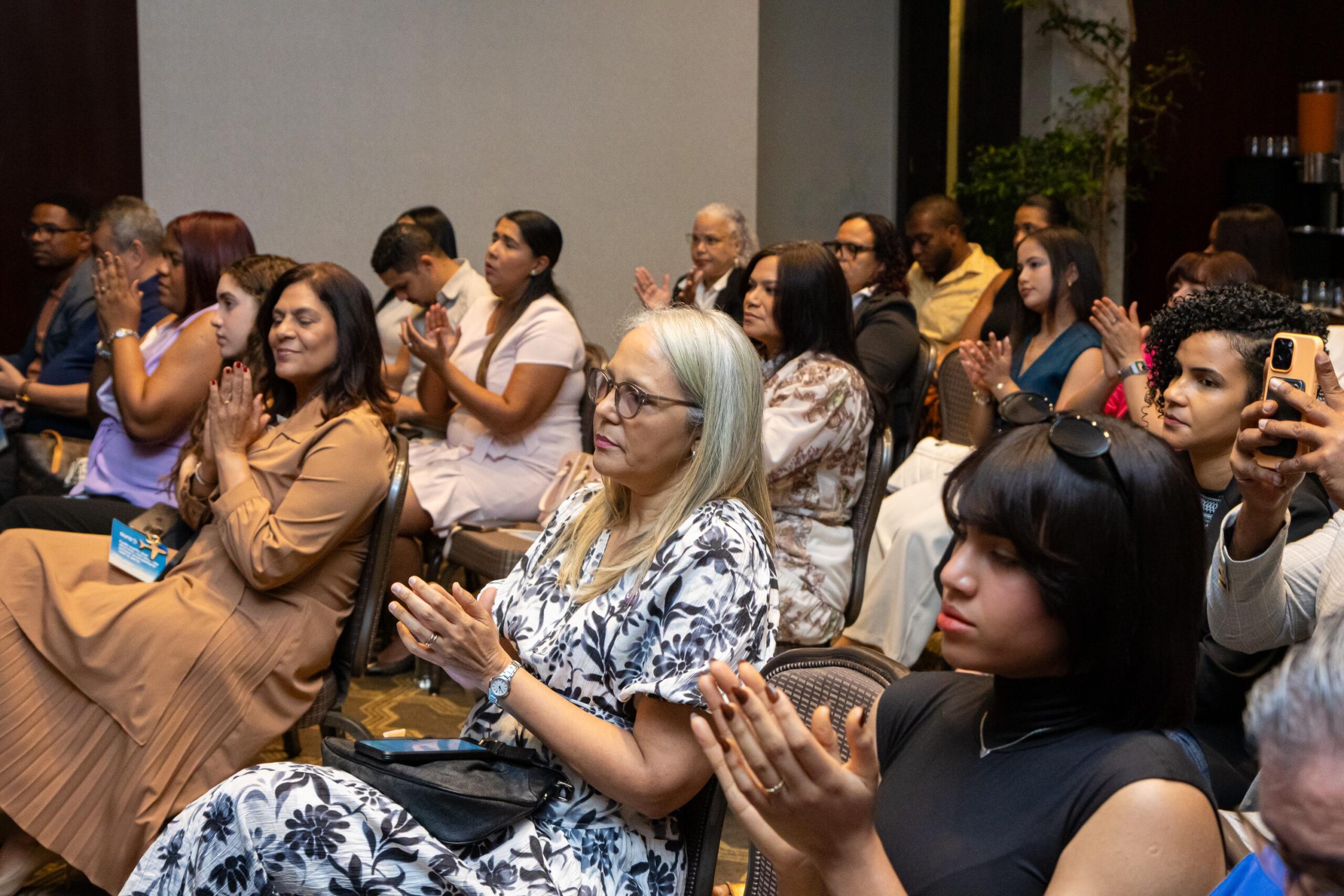 SURA fortalece el turismo dominicano con soluciones de protección y alianzas estratégicas