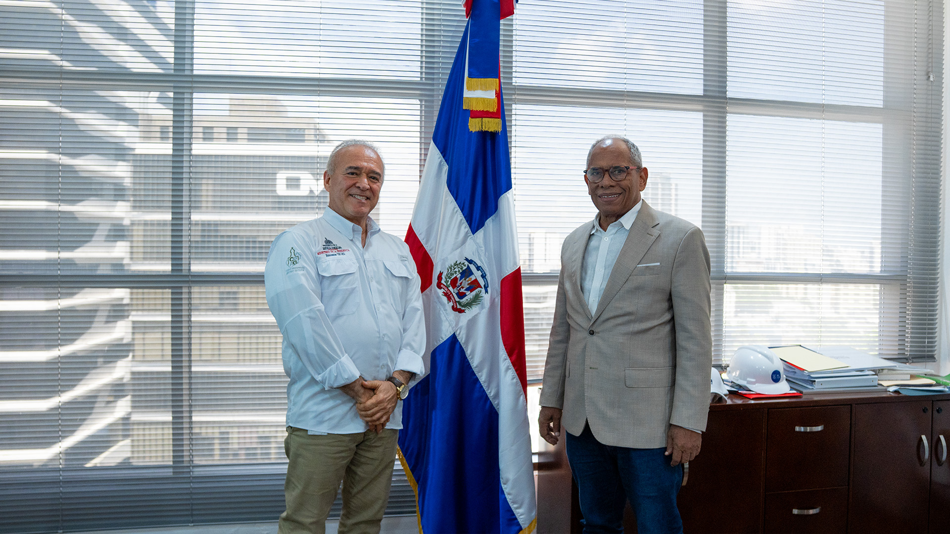 Fideicomiso VBC-RD y OMSA retoman compromiso de reforzar el transporte en Ciudad Juan Bosch