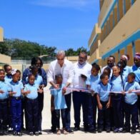 Gobierno entrega escuela nueva en Barahona para 900 alumnos