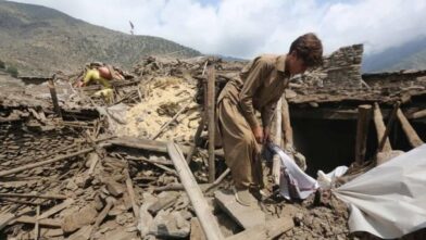 Un nuevo terremoto de magnitud 5,2 golpea la zona afectada por el seísmo en Afganistán