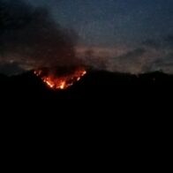 Fuego forestal en Jánico arrasa la sierra desde hace seis días