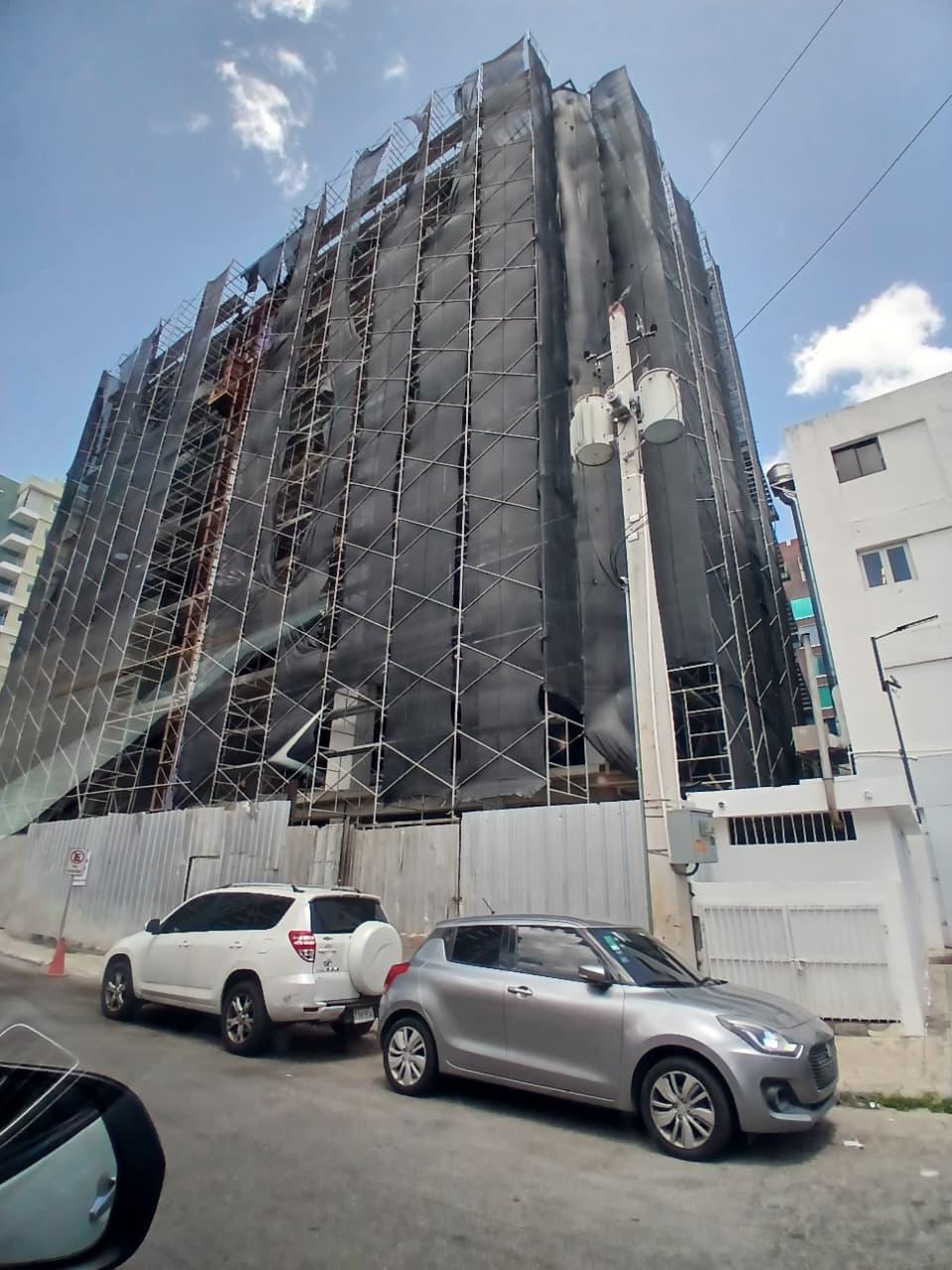 MIVED realiza operativo de supervisión para seguridad en excavaciones y edificaciones en más de 120 obras en el Distrito Nacional
