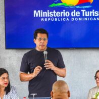 David Collado deja iniciada reconstrucción de la isleta en Salcedo, Hermanas Mirabal