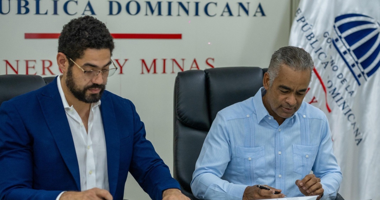 Gobierno firma contrato con consorcio Global Min para explorar petróleo y gas