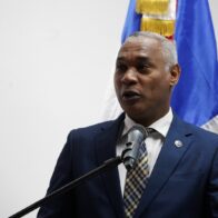 Gerardo Roa expresa condolencias por fallecimiento de María Cristina Camilo