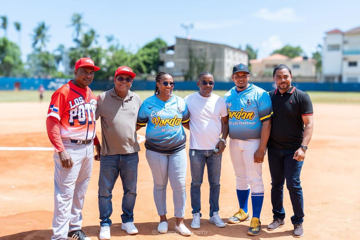 Alcalde Fernando Mercado reafirma su compromiso con el deporte en Samaná