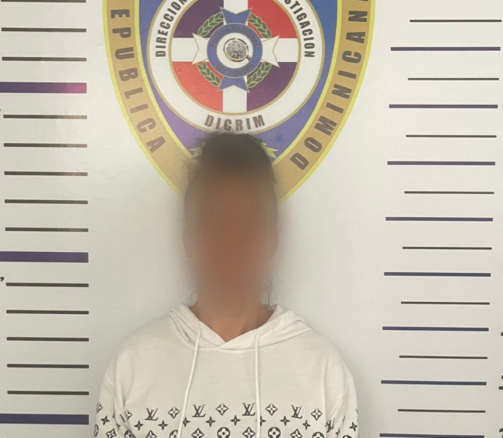 Policía Nacional arresta mujer vinculada a fraude electrónico por más de RD$1.5 millones en Santiago