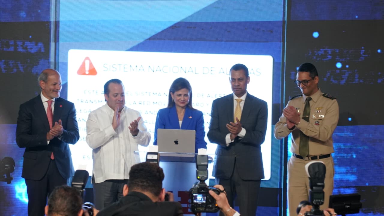 Indotel y el 9-1-1 lanzan la primera fase del Sistema Nacional de Alerta