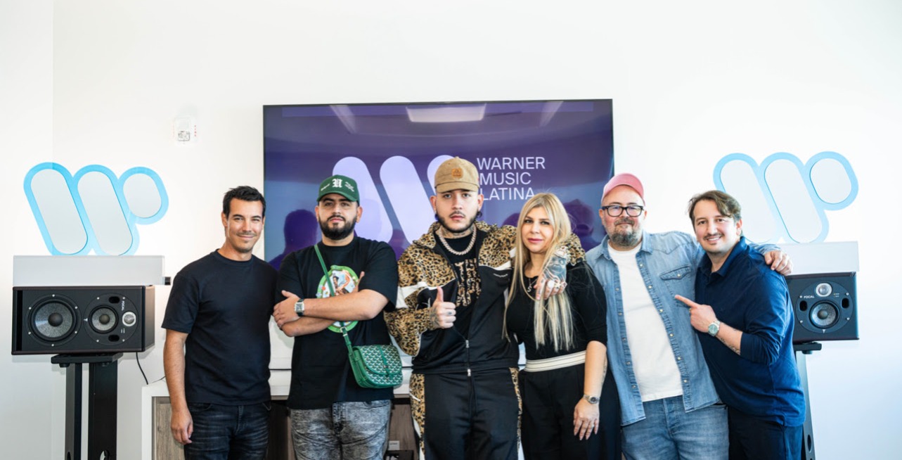 De las calles al escenario global, Kris R se une a la potencia Warner Music Latina