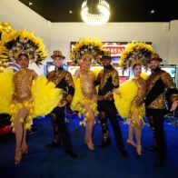 Casino Platino celebra noveno aniversario con una noche de oro llena de premios, glamour y entretenimiento