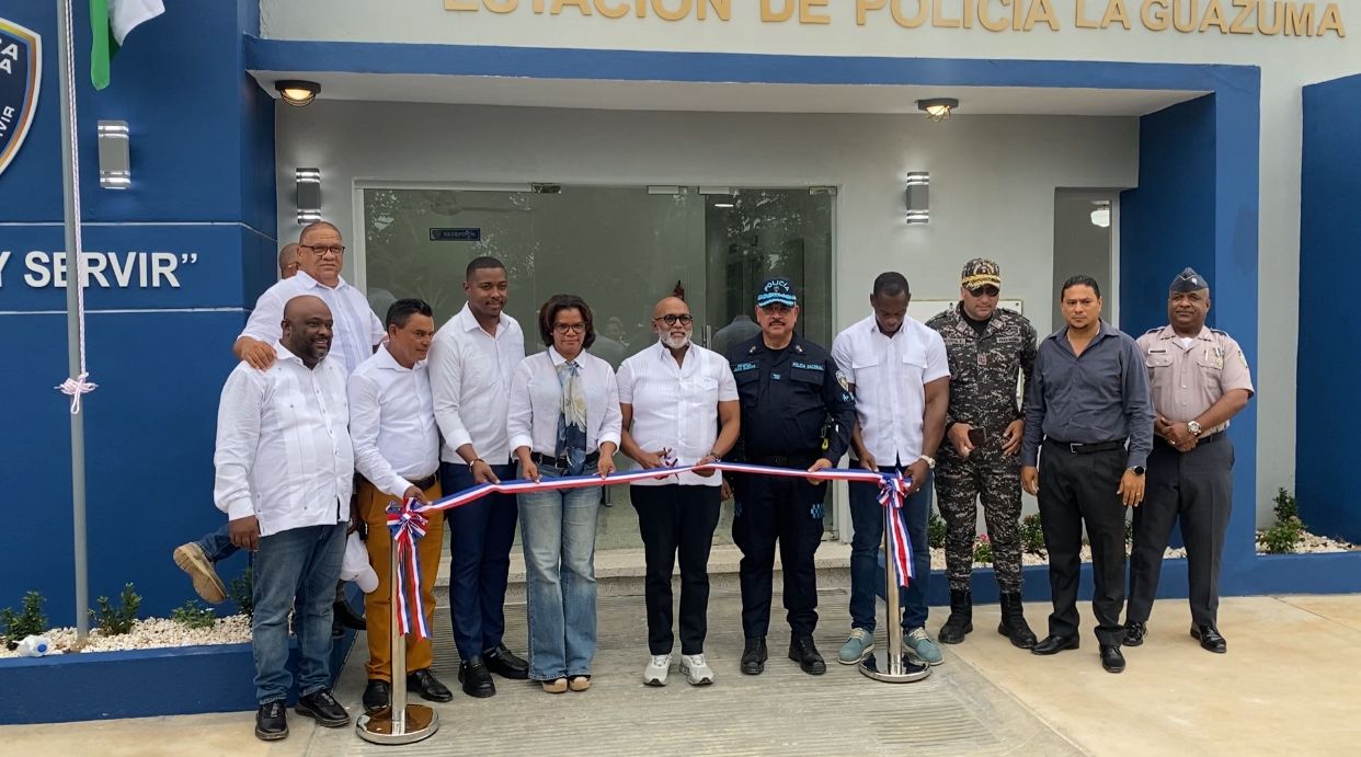 Gobierno entrega destacamento policial en La Guazuma, Peralvillo