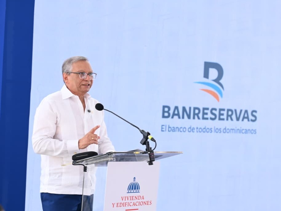Banreservas financia 608 apartamentos entregados en Hato Nuevo por la vicepresidenta Raquel Peña
