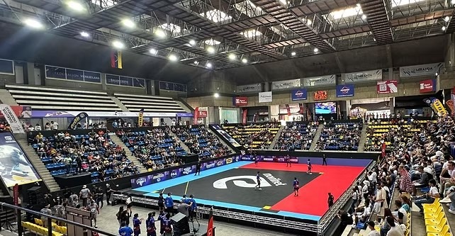 “Los Diablos de la Bastidas” están listos para revivir la gloria en Tercer Split de Pelotica de Goma
