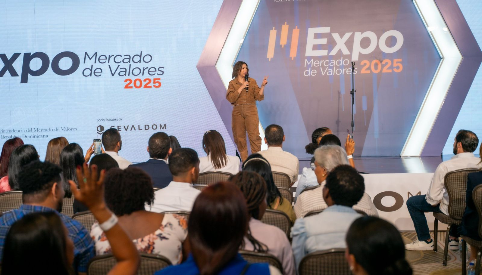 Superintendencia del Mercado de Valores cierra Expo Mercado de Valores 2025 espacio que promueve la educación financiera y oportunidades de inversión