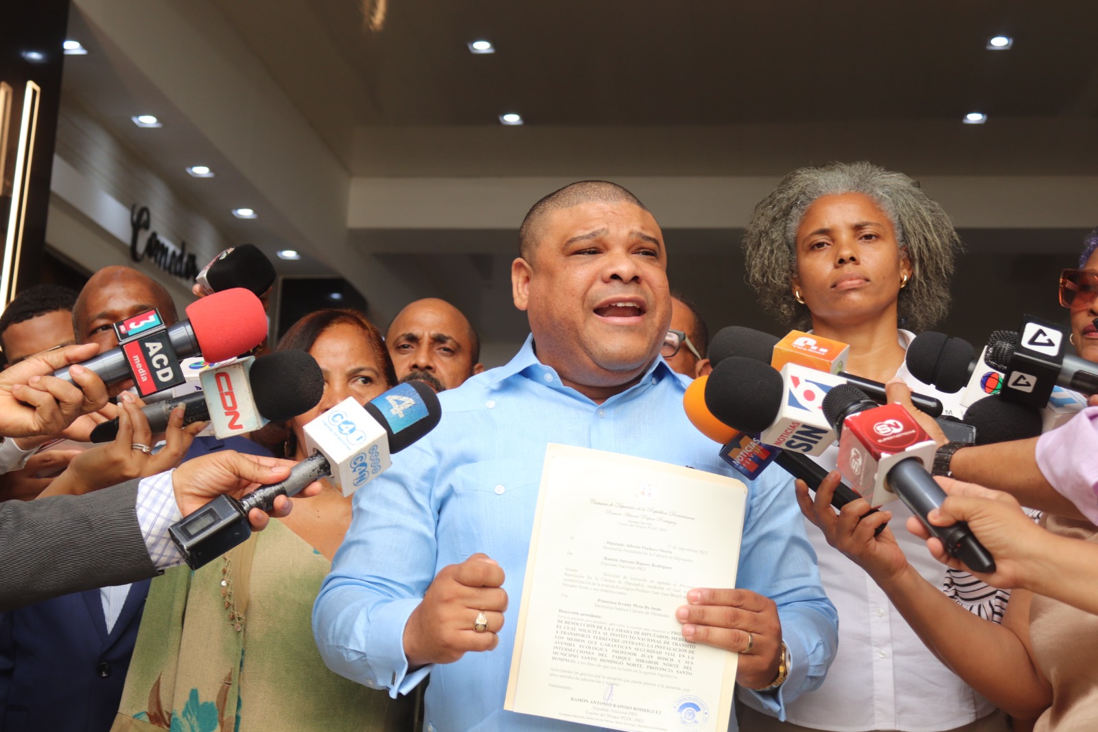 Diputado PRD impulsa iniciativa para mejorar seguridad vial y disminuir accidentes en avenida Ecológica del Mirador Norte