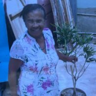 Familia pide ayuda para localizar a mujer desaparecida tras salir del Oncológico de Santiago