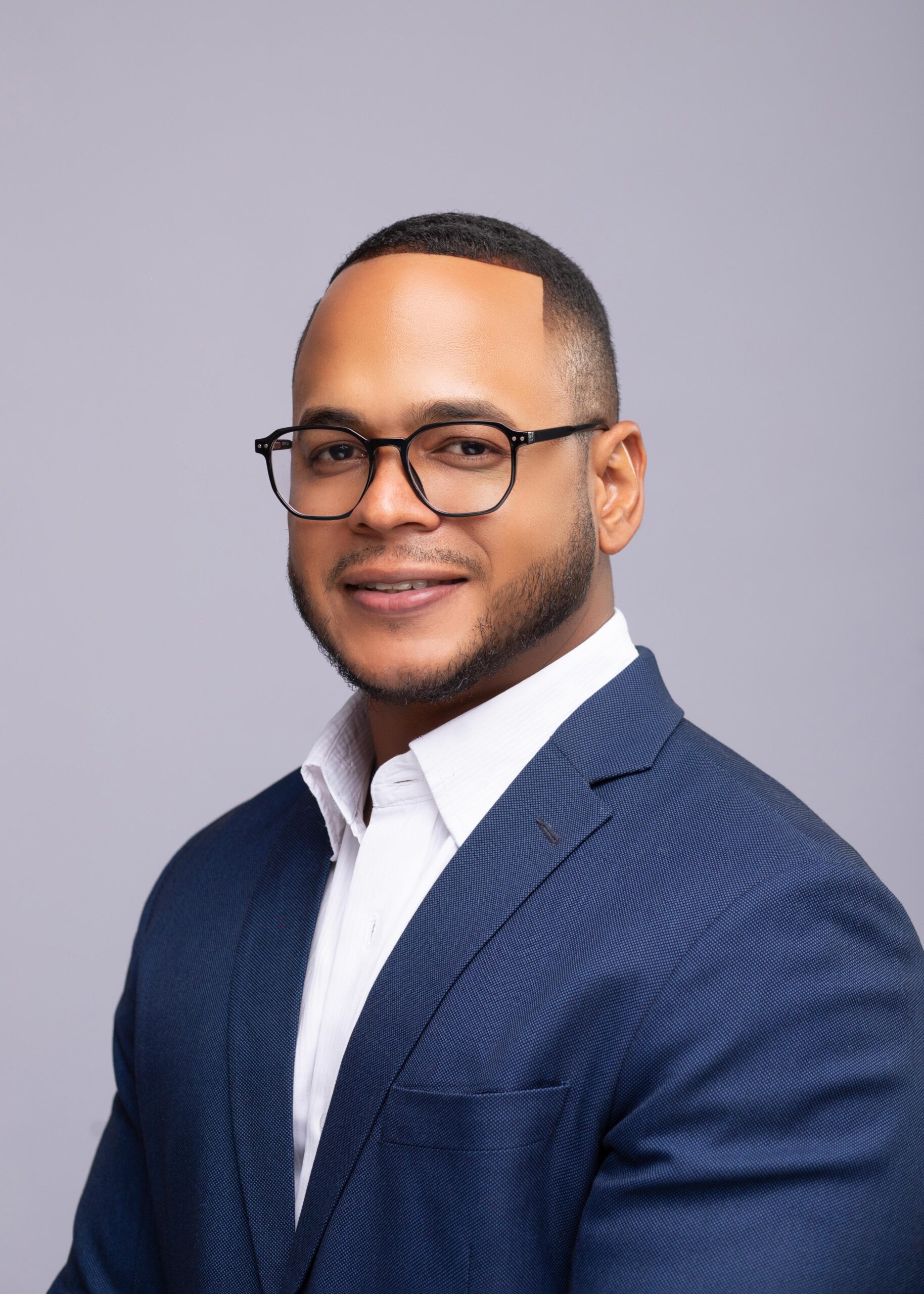 Aneurys Medina se une al proyecto presidencial de David Collado en San Juan