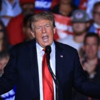 Trump dice que Israel acordó línea de retirada inicial en Gaza y llama a Hamás a aceptar
